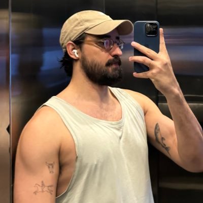 maderaflutuante's profile picture. ah, nem dá