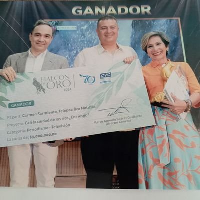 Periodista;Abogada Universidad Santiago de Cali. Convencida de otros mundos posibles. Mis opiniones son personales y no comprometen al medio para el que trabajo