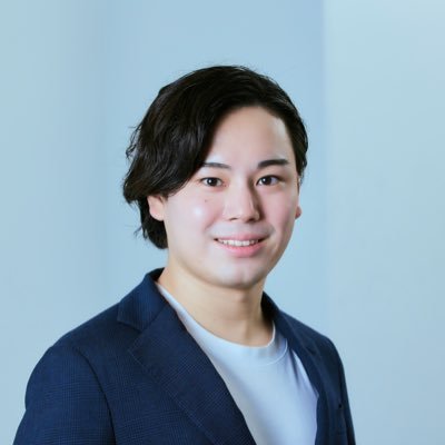 聖光→東大農学部卒 / 令和の虎Youth3年以上出演中 / YouTube3万 / TikTok3.4万 / LINE3万 / 東大早慶旧帝大生300名以上在籍 / 学習塾経営の学びポストが中心 / 「説明できる力」が学力を変える!