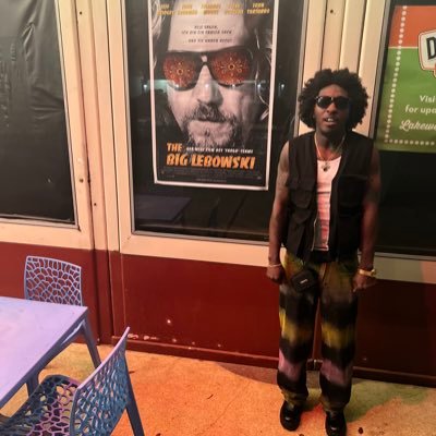 'Be completely humble and gentle; be patient, bearing with one another in love -Ephesians 4:2 •Aspiring Author ✏️ • fitness enthusiast🏋🏾♂️ •Aries ♈️