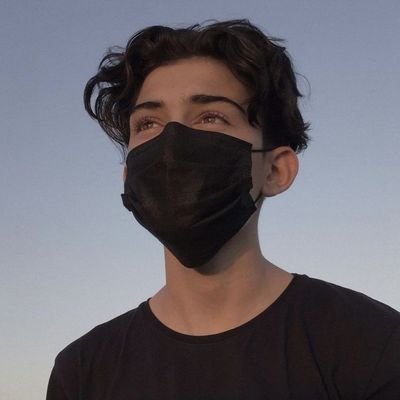 techboy28's profile picture. Tech Enthusiast 👨‍💻