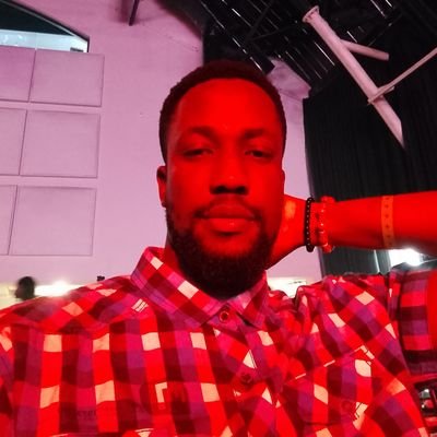 oga_ebus's profile picture. I teach AI models how to become smarter || Data Annotator || Data Scientist ||  The Lord is my Shepherd || #YNWA 🔴 || Spread love and light ❤️💡