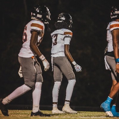 c/o’27 🏈#18 🏀(6’3) 2 sport athlete crossland highschool