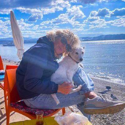 Filco511335085's profile picture. Milli voleybolcu eskisi😋Hayvansever🐾ve Kırmızı çizgim 
M.Kemal Atatürk ❤️