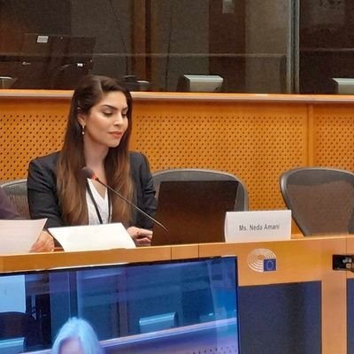 Human rights activist for #WHRIA,#WNC,#FreeIran. Lives in 🇨🇭. Interests: History,political science,women's soccer&justice.
#مرگ_بر_ستمگر_چه_شاه_باشه_چه_رهبر