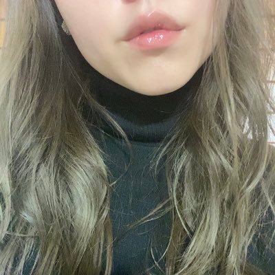 ebi_gasuki_'s profile picture. 先っぽが好き/髭ロン毛眼鏡おじにすこぶる弱い/香り/植物