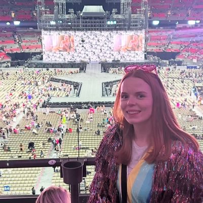 inezwindermere's profile picture. canadian | 24 | she/her