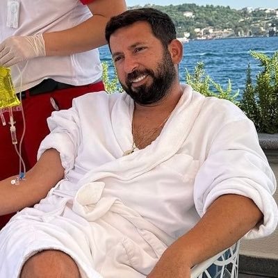 nihilist_031's profile picture. sosyal medyada her gördüğünüze inanmayın