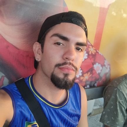 iamvinni_7's profile picture. 