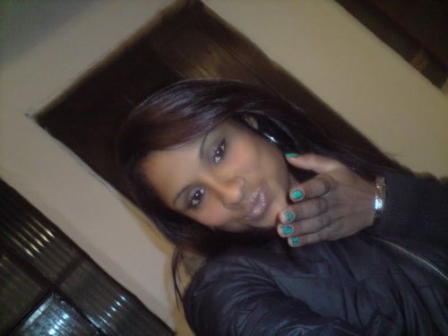 mc_aline2's profile picture. http://t.co/LYUq2F1QwG