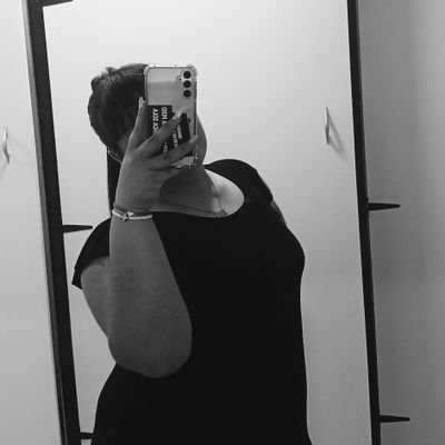 luroch__'s profile picture. 𝑖𝑔. _luciaa.rochaa
🧡🫶🏼🍂🪐