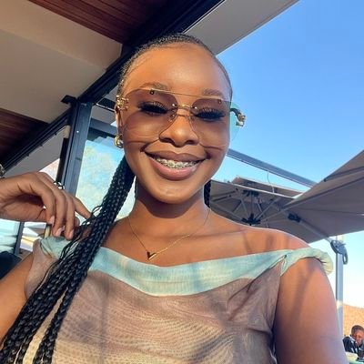 From the top of my heart, I would like to take this time and apologize to absolutely nobody. I 'm not sorry for anything I say on here. Julle almal se konde