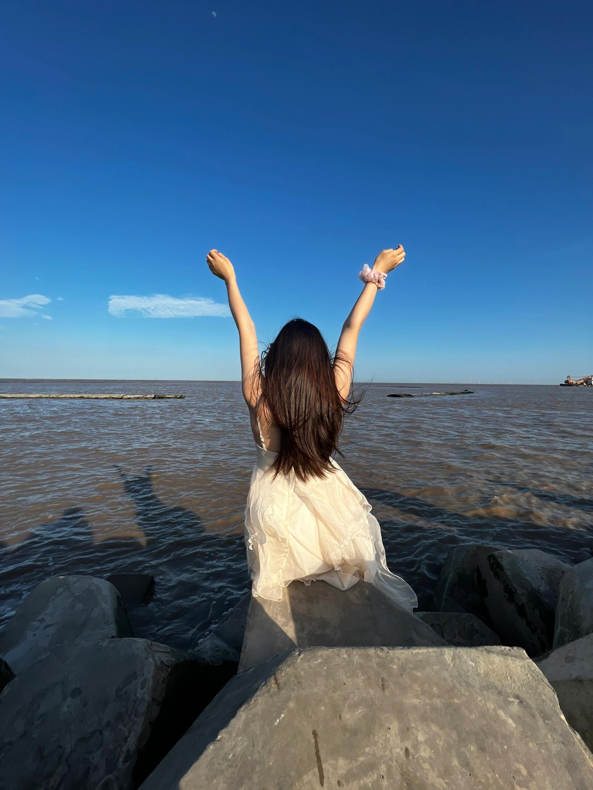 TheeslihqFVPG's profile picture. 