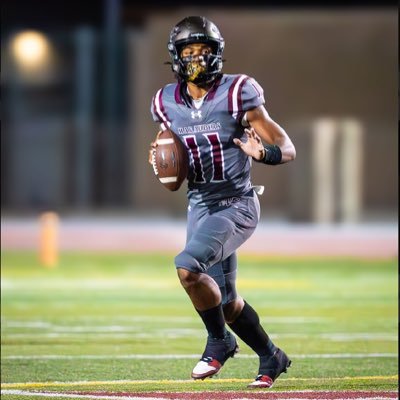 SharmonR11's profile picture. 