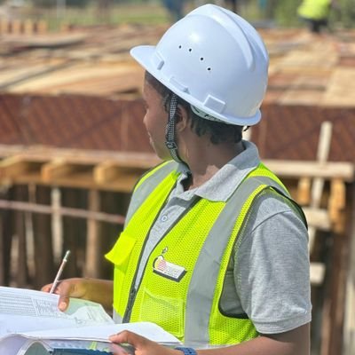 Civil Engineer passionate about sustainability and creating community impact.