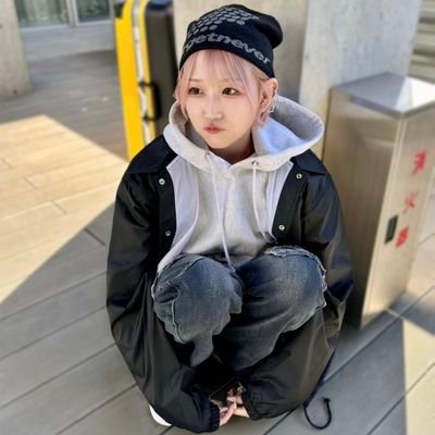 山下美月,田村真佑,遠藤さくら、愛美鈴のえだまめ〜、岩田陽菜、石田みなみ、はちみつコーヒー座 百瀬澪 、中川紅葉 月刊PAM Aerolipop 夢咲めろあ
NTT西日本、YONEX、船水プロ応援してます
あだっちーず
ソフトテニスしてます(*^^*)
