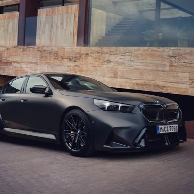 Armansh97492286's profile picture. 