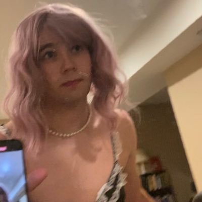 BnwoDan's profile picture. Sissy