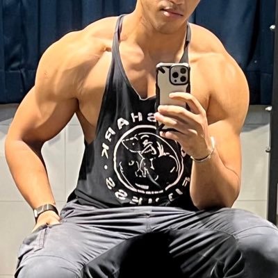 DB YouTuber, 25, Med student and Recreational Lifter | Follow for Dragon ball legends content and more!