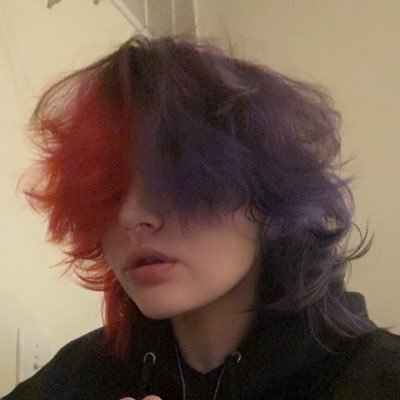 dogboything | 26 | it/they/he 🏳️⚧️ | peruvian 🇵🇪 | stoner 🍃 | priv: @xeafterdark | MDNI | poly