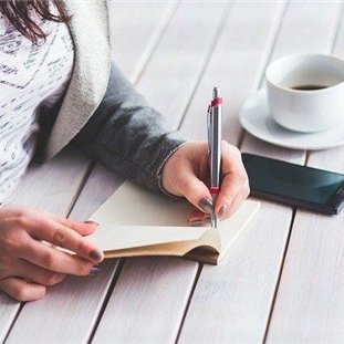 Asahi185271's profile picture. 効率よくお金を増やす秘訣やお得情報など共有中。自身がお金に苦労した経験から生活に苦しんでいる人の力になれればと思い、少しですが現金配布企画を実施しております★ 詳しくはこちらから▷ https://t.co/wAALnsb7E2