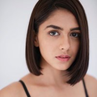 Mrunal Thakur (@mrunal0801) 's Twitter Profile