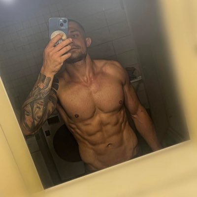 NGTOLOSE's profile picture. ⛩️ Athlete  ⛩️ 

🇯🇵  Japanese Culture ㊙️

🪭Investor 🪭

📌  Burgas, Bulgaria 🇧🇬