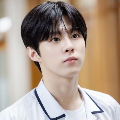 wsbbwolf's profile picture. 🌸니아1기,2기,3기🌸우석이만 보입니다.

💜우리 아침이 계속되는 한 함께하는 내일은 항상 환할거야🧡