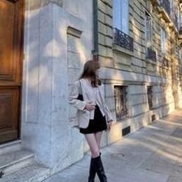 DythsheatZEBKX's profile picture. 