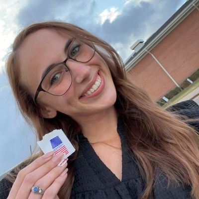 AliciaCern14969's profile picture. Just your Typical ray of fcking sunshine :》snap -Alicia C14969