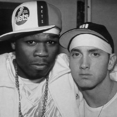 h_erik_h's profile picture. Para hablar me levantan la mano y para insultar también me la levantan