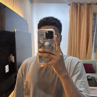 if you can dream it ,you can do it 💯/God 🤲 ❤️/Messi fan/Barca 💙❤️/30bg/EDO 🇳🇬