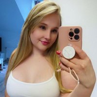 mia_sofie (@mia_sofie20) 's Twitter Profile Photo