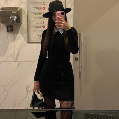 burnsrr11's profile picture. ask doktoru,sakaci,yasam kocu,kudurtucu,psikolojik danisman,moda ikonu,spor yorumcusu,teknik direktor,kedi velisi👼🏼🤲🏽👆🏽