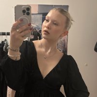 julianna 🪩 (@blondedjuli) 's Twitter Profile