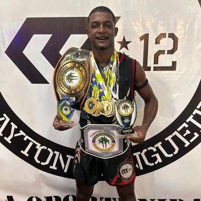 BRASILEIRO 🥇
ESTADUAL 🏆🏆
COPA ALESSANDRO SOUZA 🥇🏆
CARIOCA 🥇
COPA DO BRASIL 🥇
31L/29V/10N/2D
EQP - @CMT12ESCOLADELUTAS
MUAY THAI ❤️