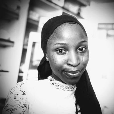 DamilolaMary_'s profile picture. || God's own || Nurse || Product Designer || UI UX Designer ||