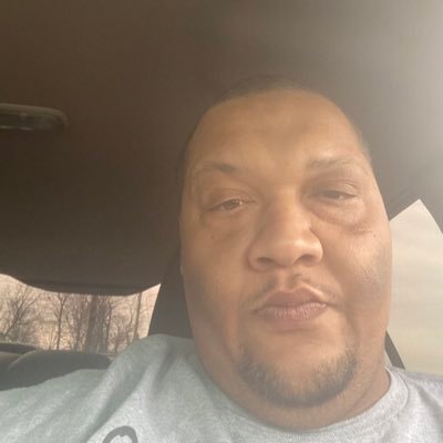 Doehead319851's profile picture. 