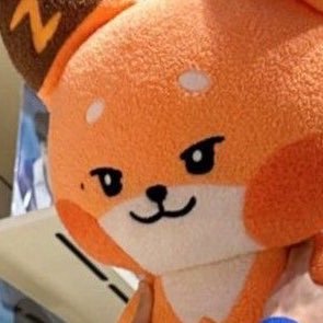 maybethewnini's profile picture. thewnini