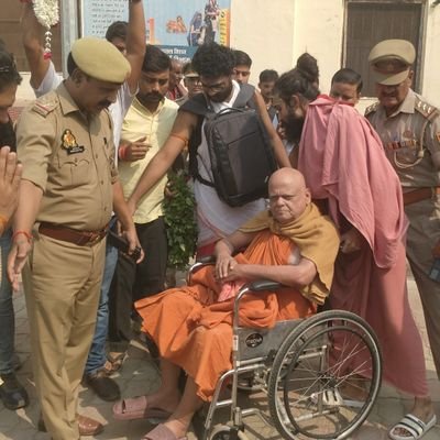 follow _ @govardhanmath.
शक्तिक्रीड़ा जगत् सर्वम्।
भूयाद्भारतमस्माकमखण्डं धर्ममण्डितम्