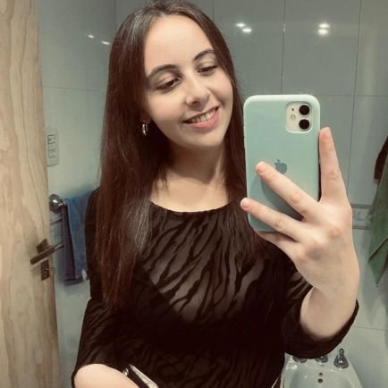 Rocii115's profile picture. 