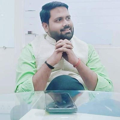 बिका हुआ पत्रकार, डरा हुआ विपक्ष और मुर्दा आवाम तीनो लोकतंत्र के लिए घातक है.🇮🇳🇮🇳
