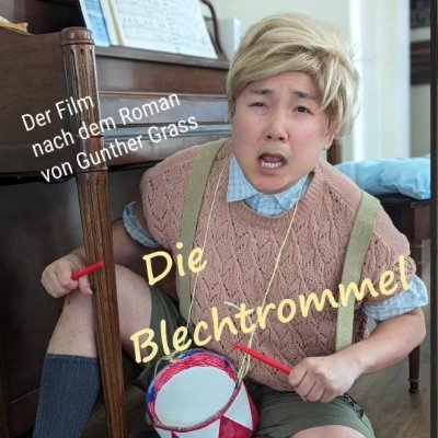 mongoloidest's profile picture. I like to look at things and then do words about the things.