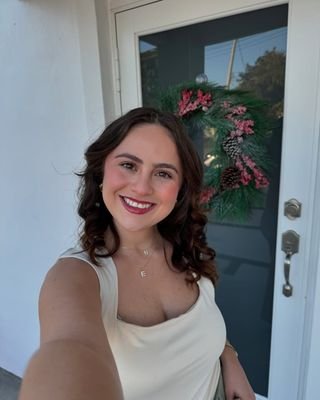 Jonisha52's profile picture. RN nurse 
love saving lives..
fashion designer and also a model.
believe in yourself and keep it real.