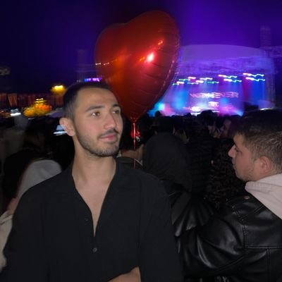 ensaytekn's profile picture. Part time kripto yatırımcısı (günde 25 saat)