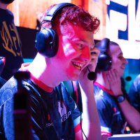 Jambo (@jambor2j) 's Twitter Profile