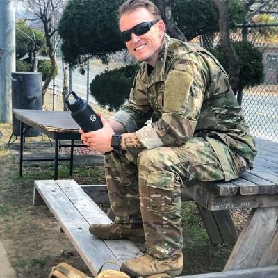 I'm a military army man looking for my life partner 💕