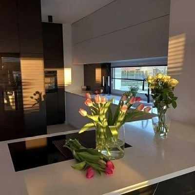 ka_mcq's profile picture. Mmmm