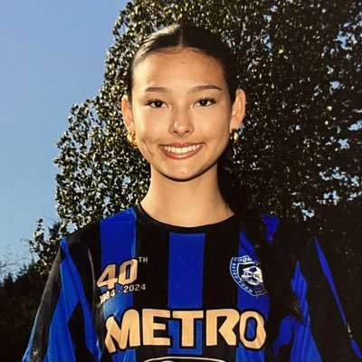 Grad 2026 CM/DCM
6 ft, 150lbs
Whitecaps NDC training player 23 Pre-Elite Girls 22/23
Provincial Champions 22-24
2023 U15 Nationals Bronze
Gothia Cup Winner 2022