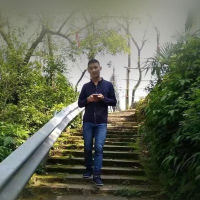 hygtgjhghhj's profile picture. 一段故事一段情，总有一段感动你。